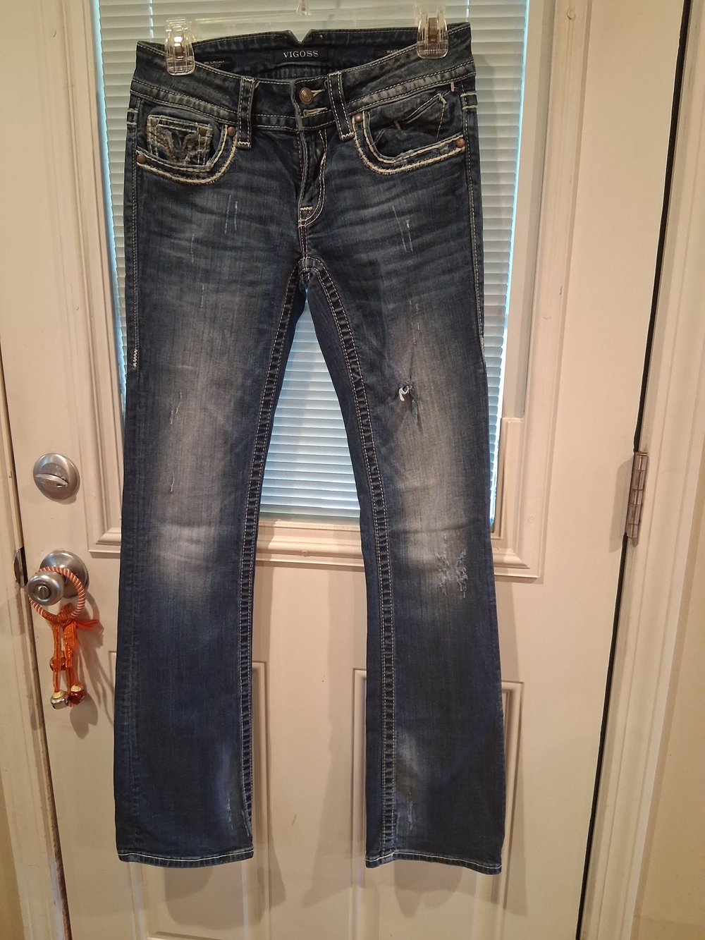 Sku36 Vigoss Women’s Medium Wash Blue Distressed Bootcut Jeans 26x33 The Chelsa